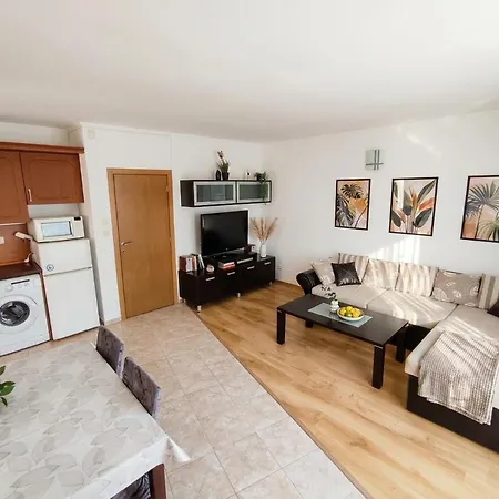 Apartament азалия-1
